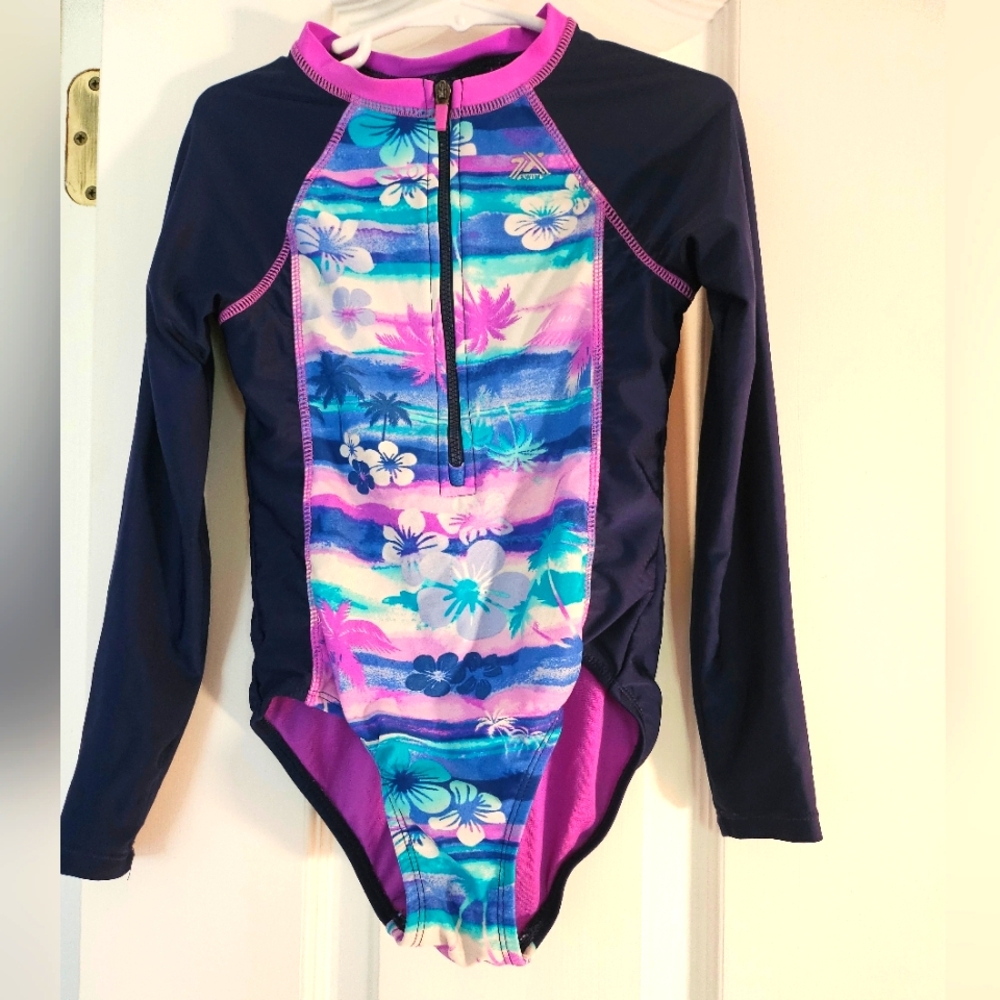 ZeroXposur Girls Floral Long Sleeve Swimsuit S 7/8